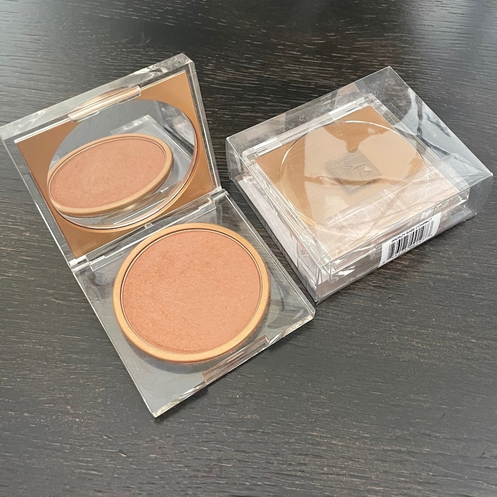 Bronzy Babe Pressed Powder Made for Fake Bake - New